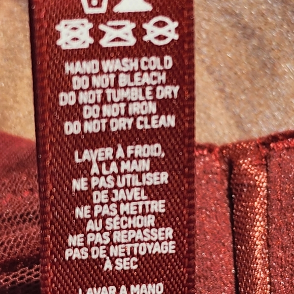 SKIMS COTTON JERSEY T-Shirt Bra/Sangria/38A, 40B/ NWT - Picture 10 of 15